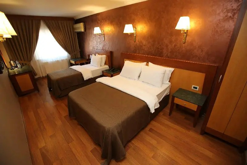 Etorno Hotel