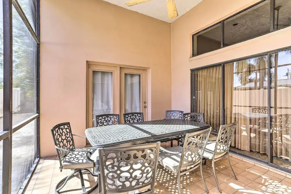 Huge Home w/ Pool Table Near St Pete Beach!