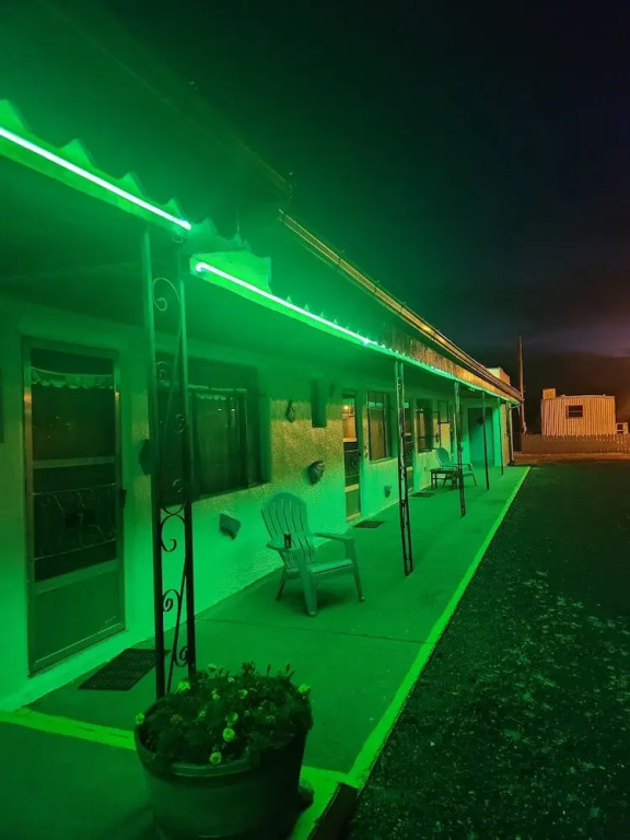 Maverick Motel and Glamp Ground