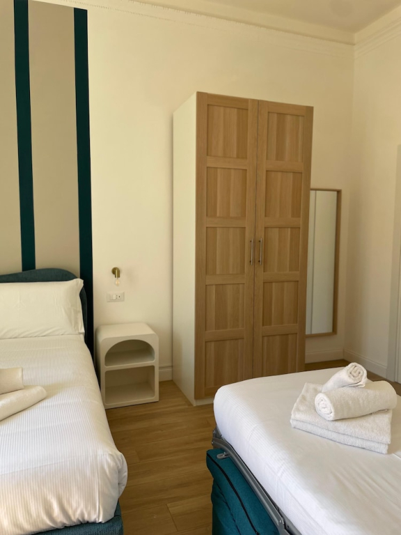 Vaticano Venticinque Guest House by Ghor