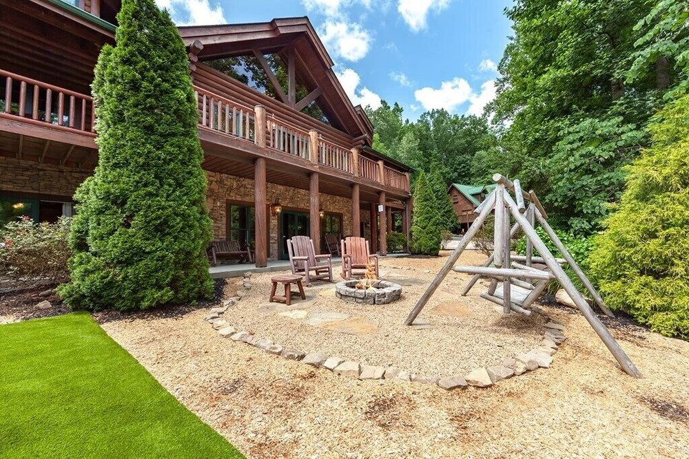 Legend Crest Lodge