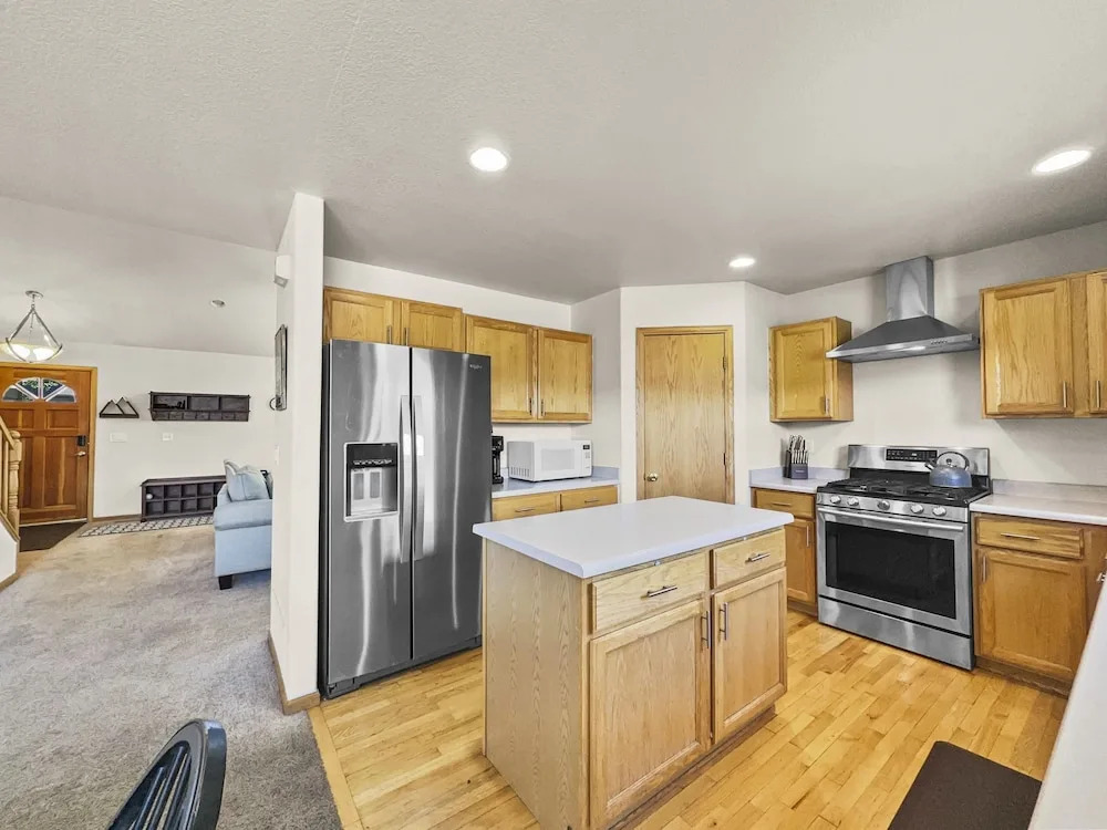 173 Buffalo Drive 3 Bedroom Townhouse by RedAwning