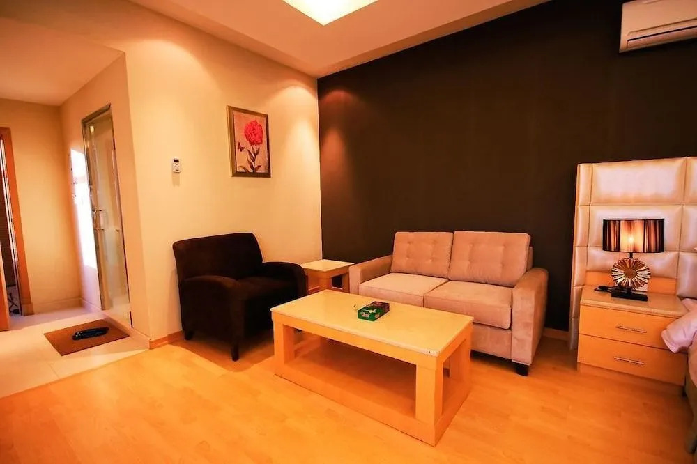 Meera Suites