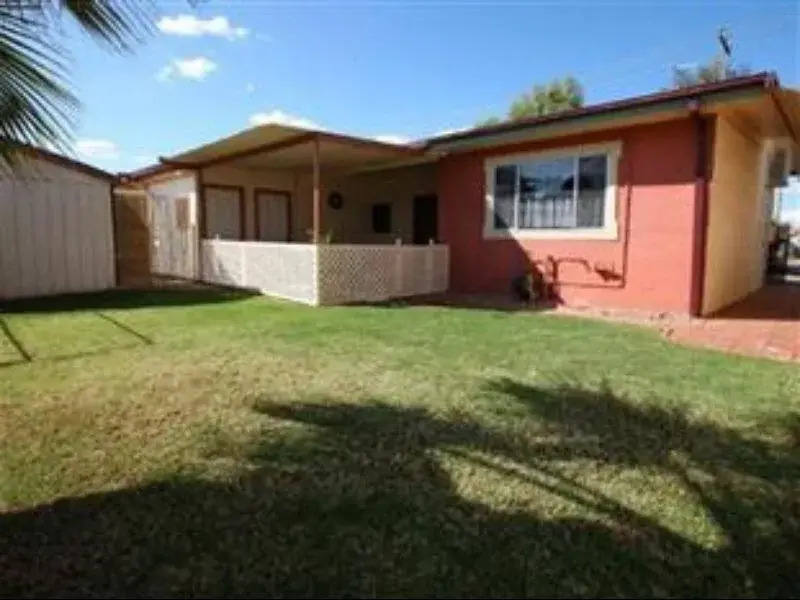 Jadan Cottages