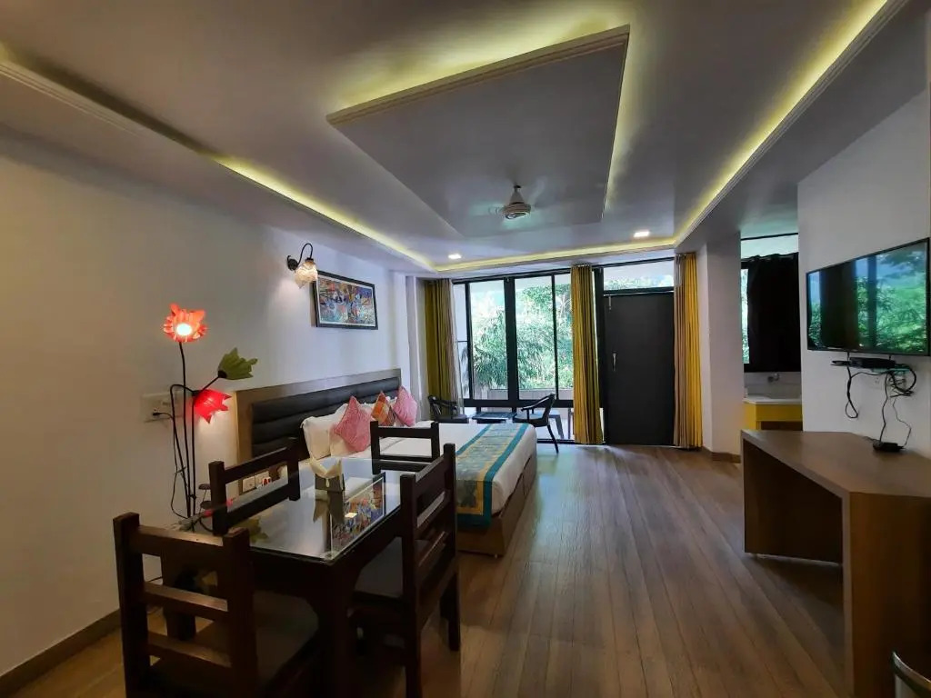 Haut Monde Hill Stream Resort