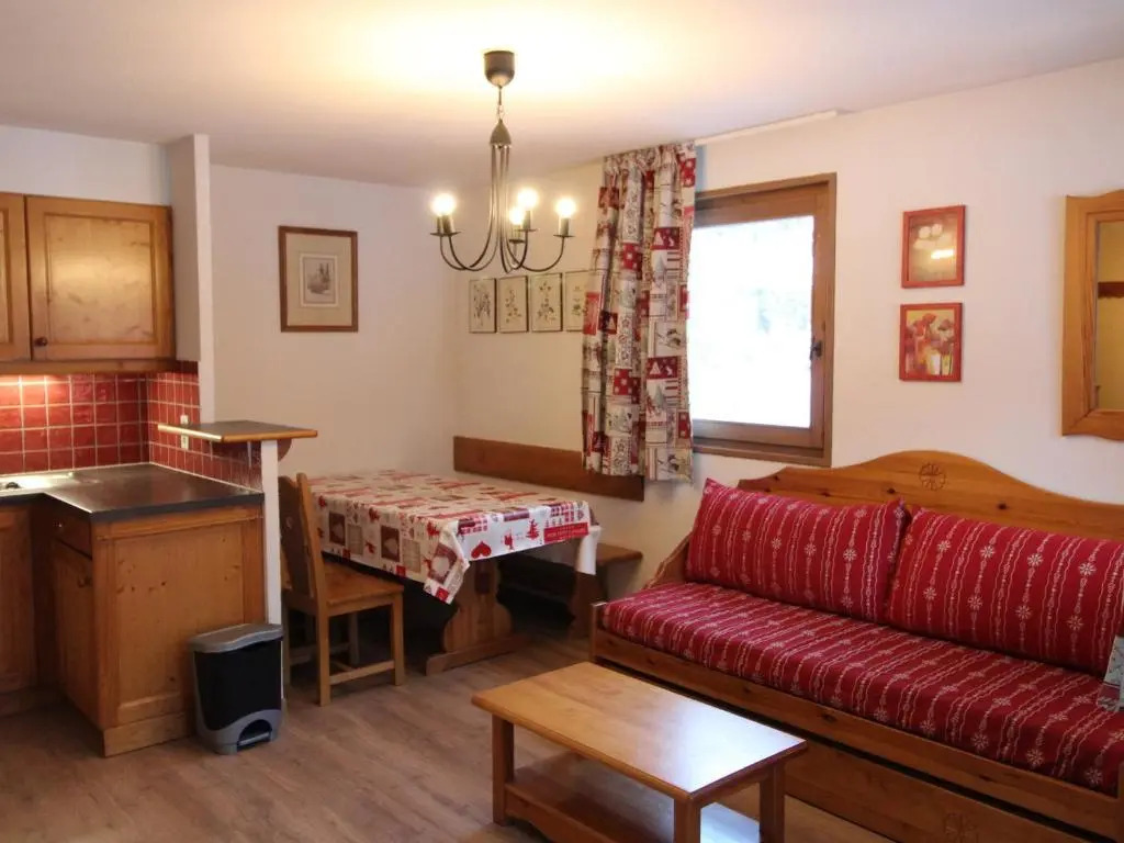 Appartement Lanslevillard, 3 pièces, 6 personnes - FR-1-508-51