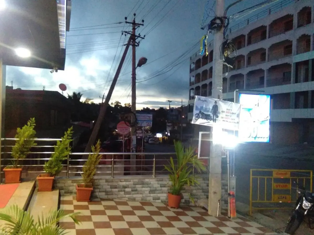 Suroor Tourist Home