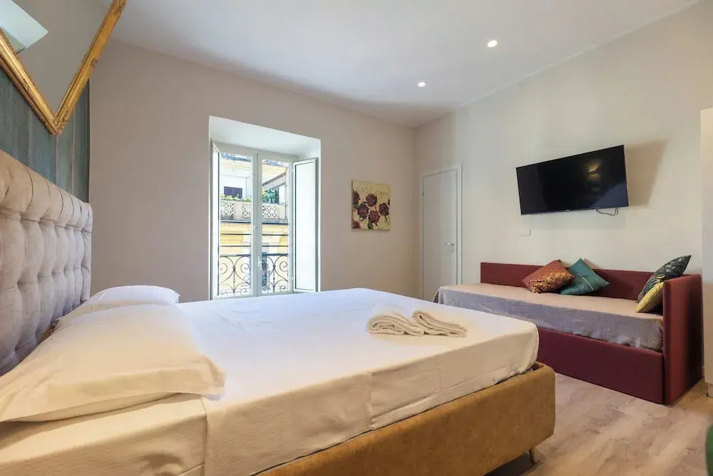 Design 18 Charming Rooms