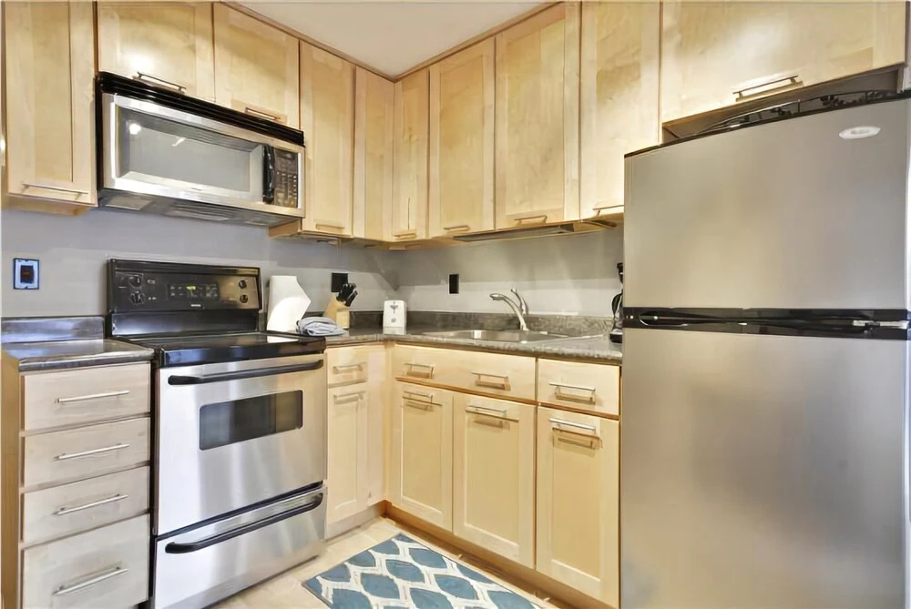 Tannhauser II 7 - 1 Br Condo