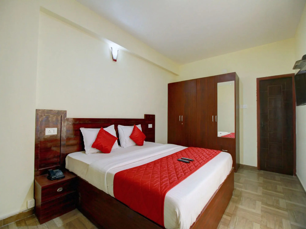 OYO 11748 Pine Hill suites