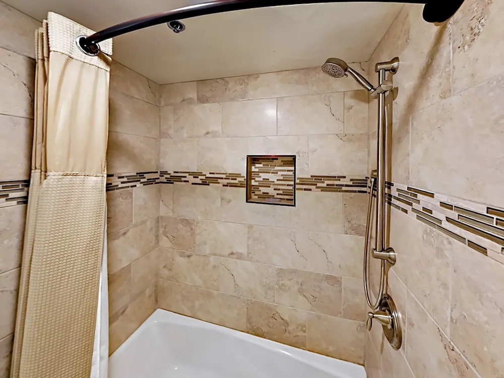 950 Park Avenue Condo #234 2 Bedrooms 2 Bathrooms Condo