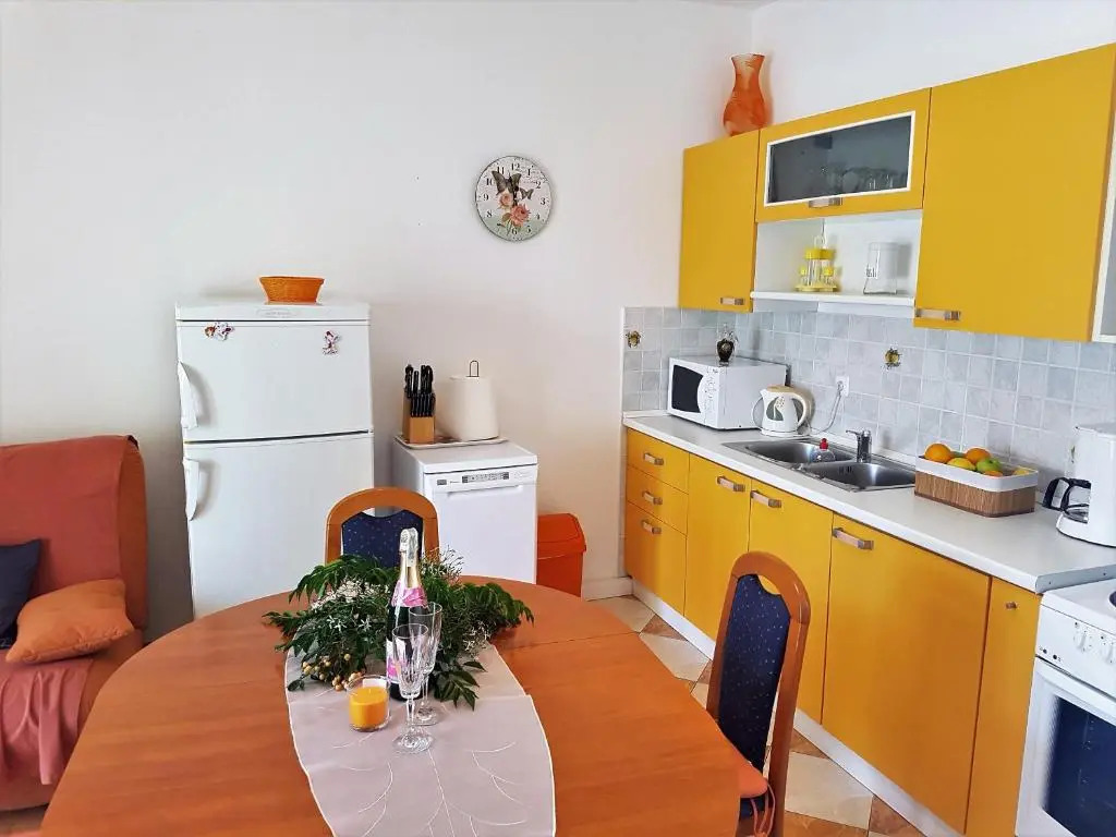 Apartments Anita - Punta Skala