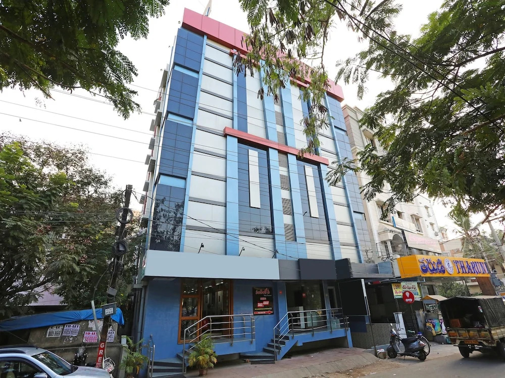Hotel O Saraswathi Residency Near SR Nagar Metro Station
