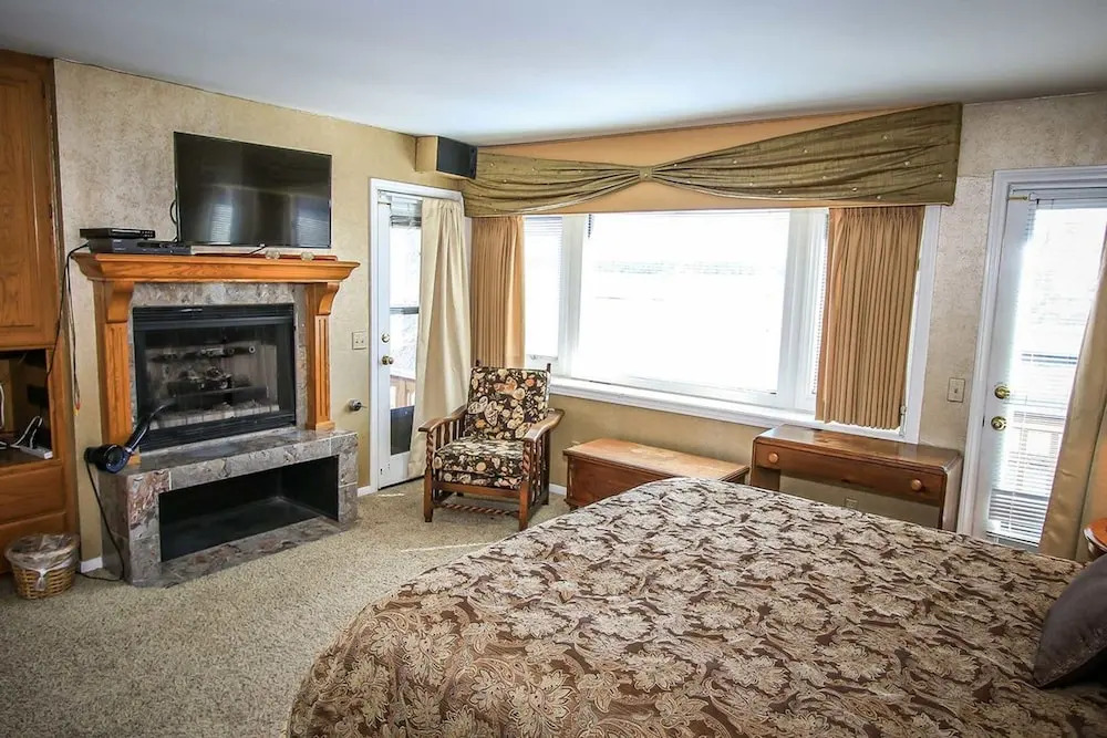 Oso Grande-563 by Big Bear Vacations
