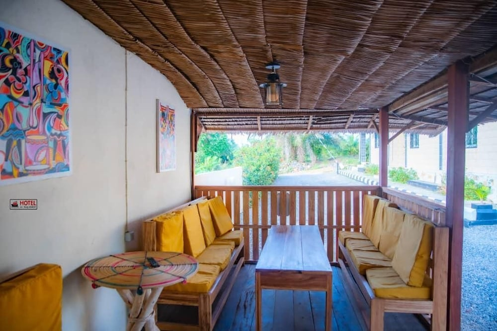 Le Paquebot Hôtel Restaurant Kribi