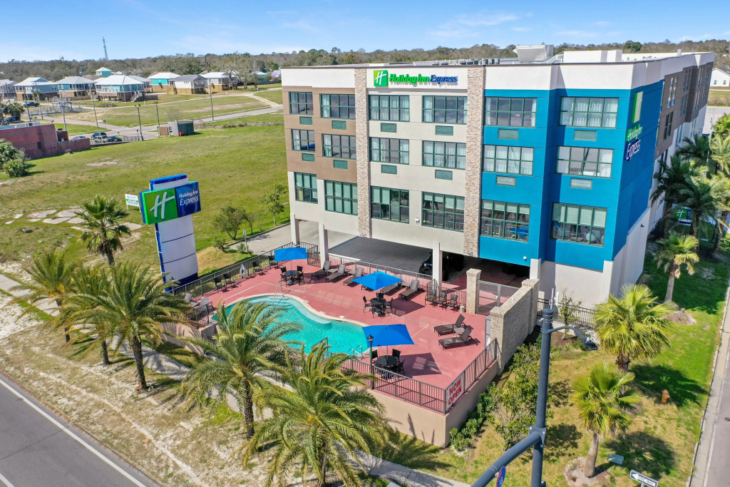 Holiday Inn Express - Gulfport Beach by IHG