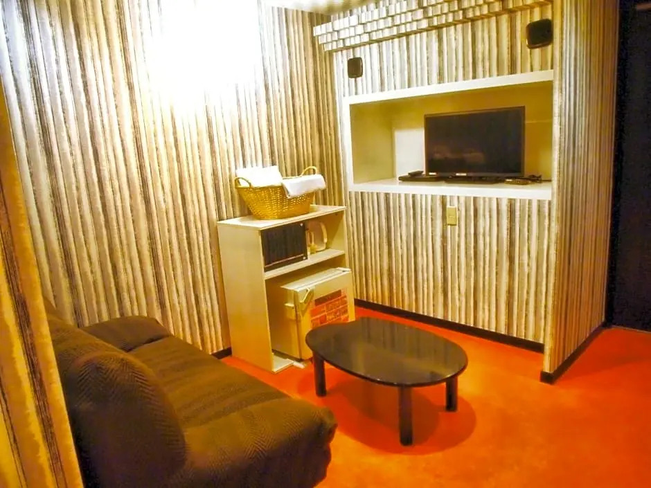 Hotel 24(Twenty four)