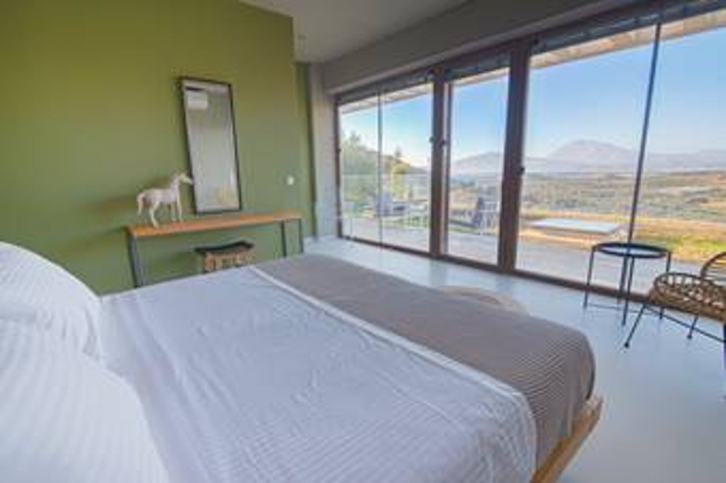 Marnos Luxury Villas
