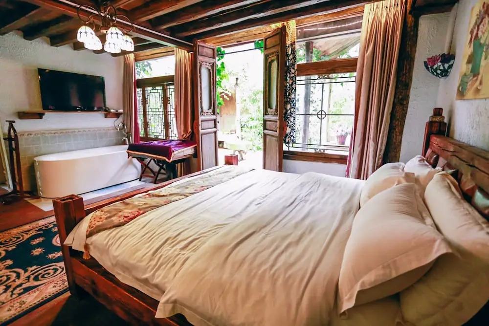 Cloudscape Boutique Inn