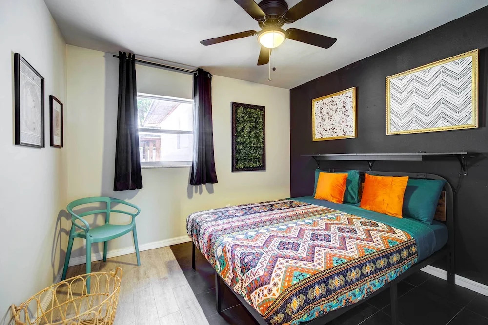 Colorful Vero Beach Vacation Rental With Pool!