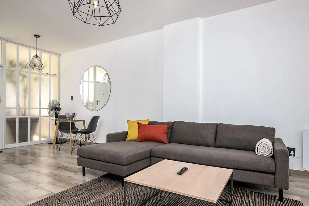 116 Illovo Mews Studio