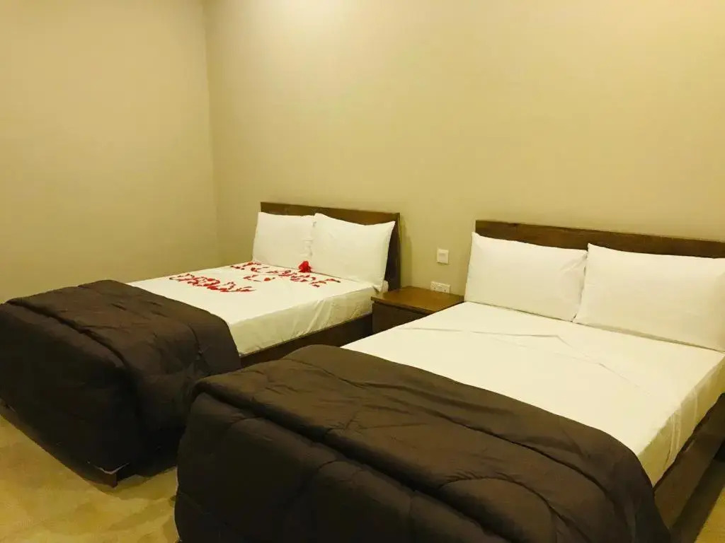 Holiday Beach Club Hotel
