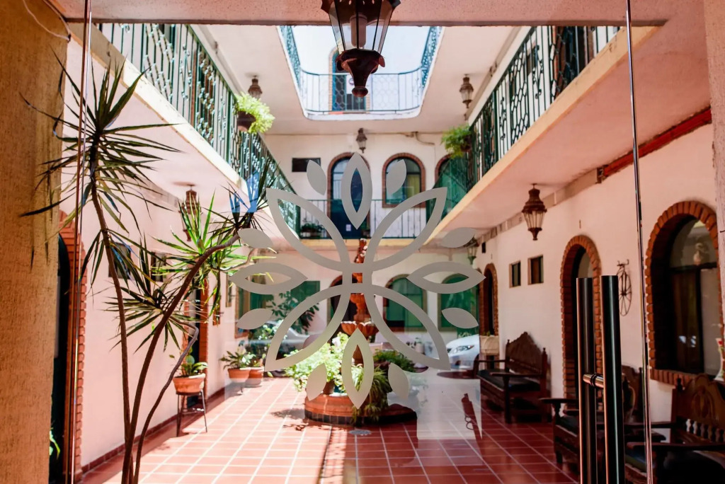 Hotel María Elena