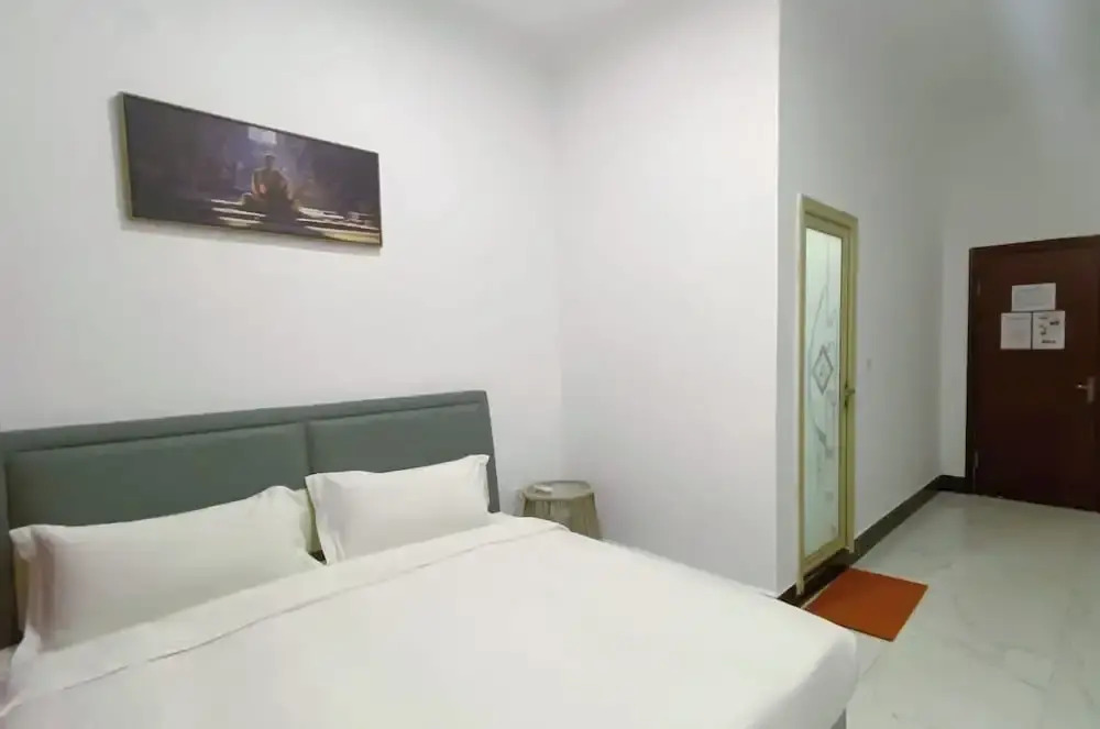Easy Backpackers Paradise