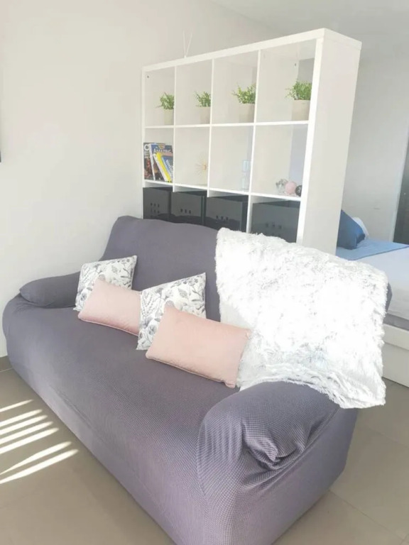 Great Location, Hip Studio, Near City