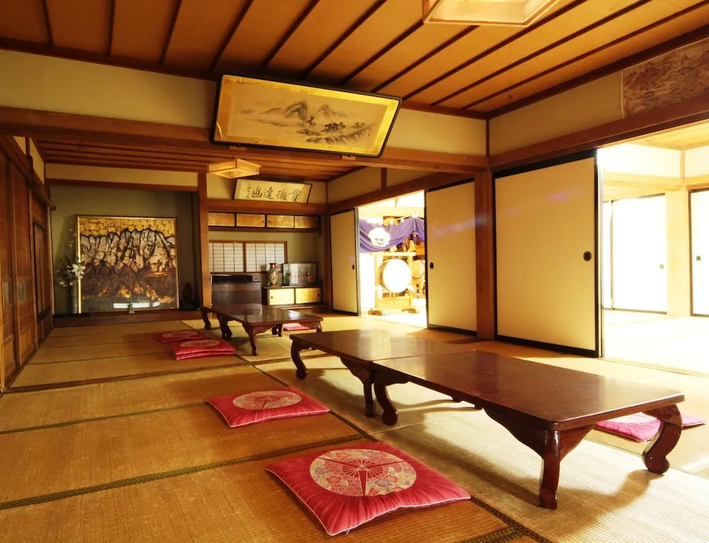 Yokokura-inn