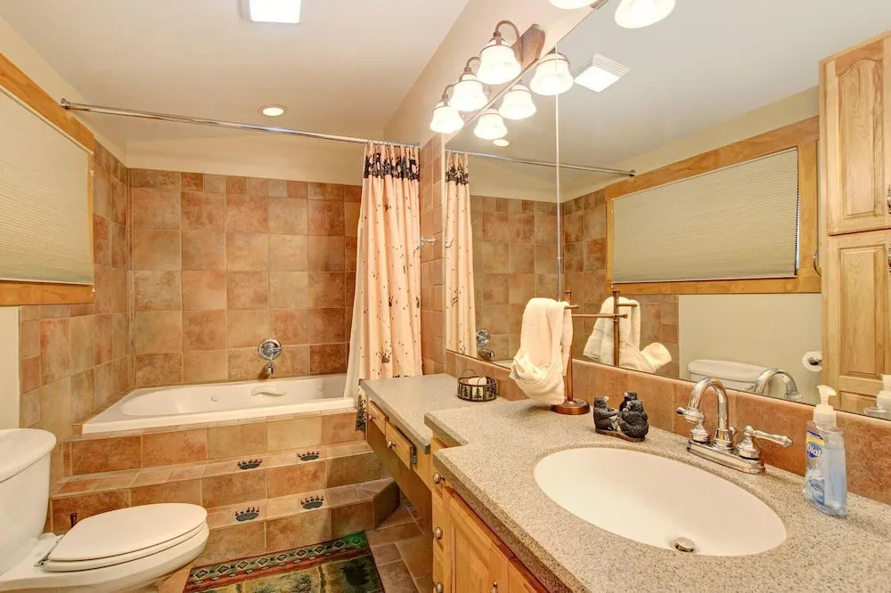 Mount Richthofen S3 3 Bedroom Condo
