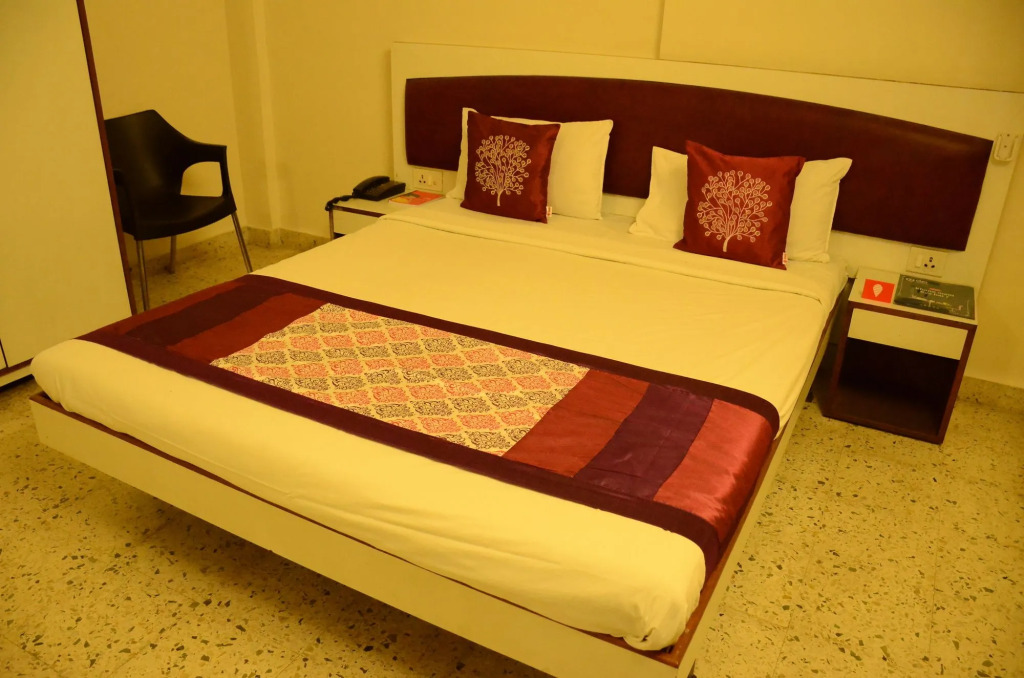 OYO 4104 Surya Villa
