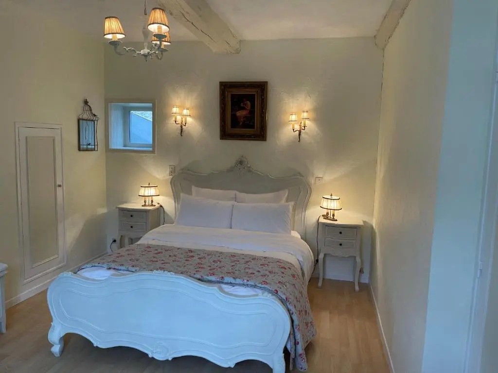 Dinan -La Petite Madeleine - cosy townhouse walking distance from restaurants