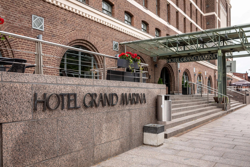 Отель Scandic Grand Marina