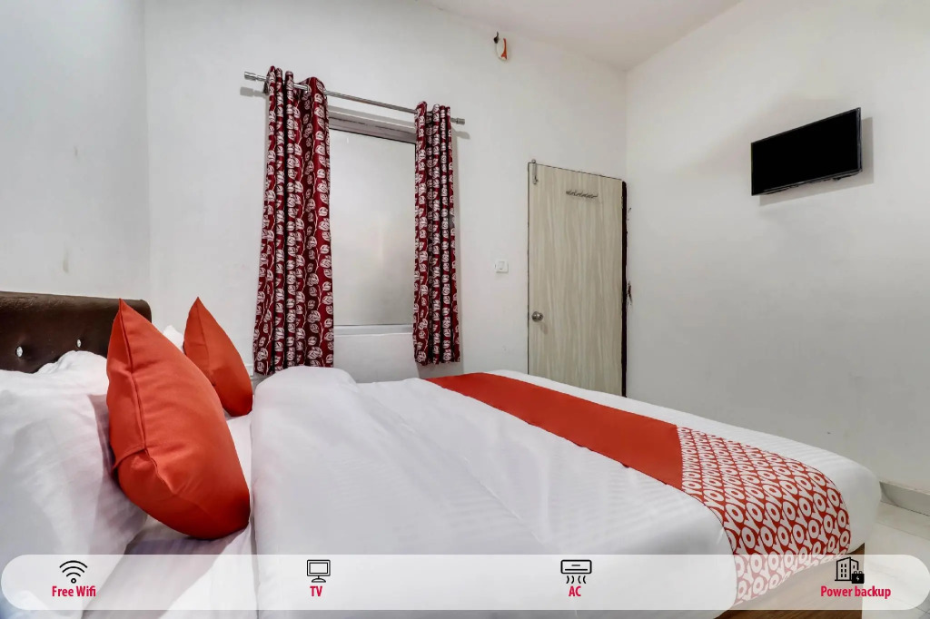 Hotel Rj18 by OYO Rooms