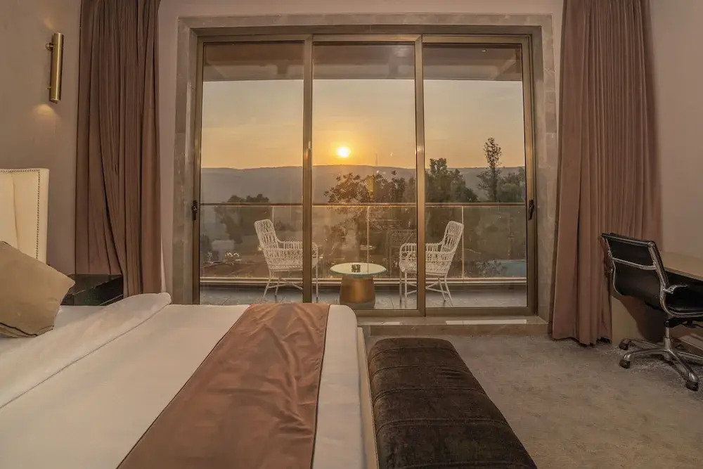 Valentia The Exotic Boutique Hotel - Pure Veg