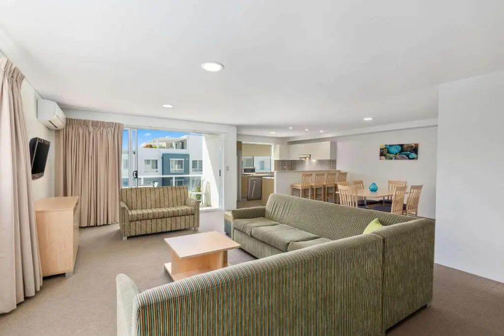 Quality Suites Pioneer Sands