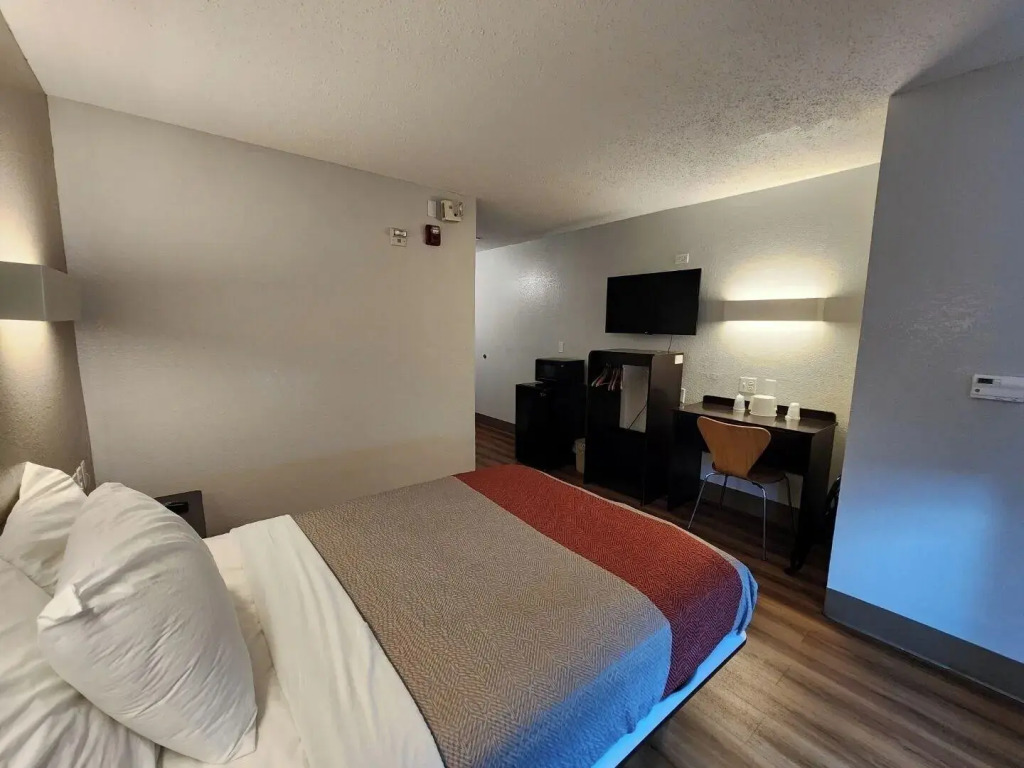 Motel 6-Biloxi, MS - Beach