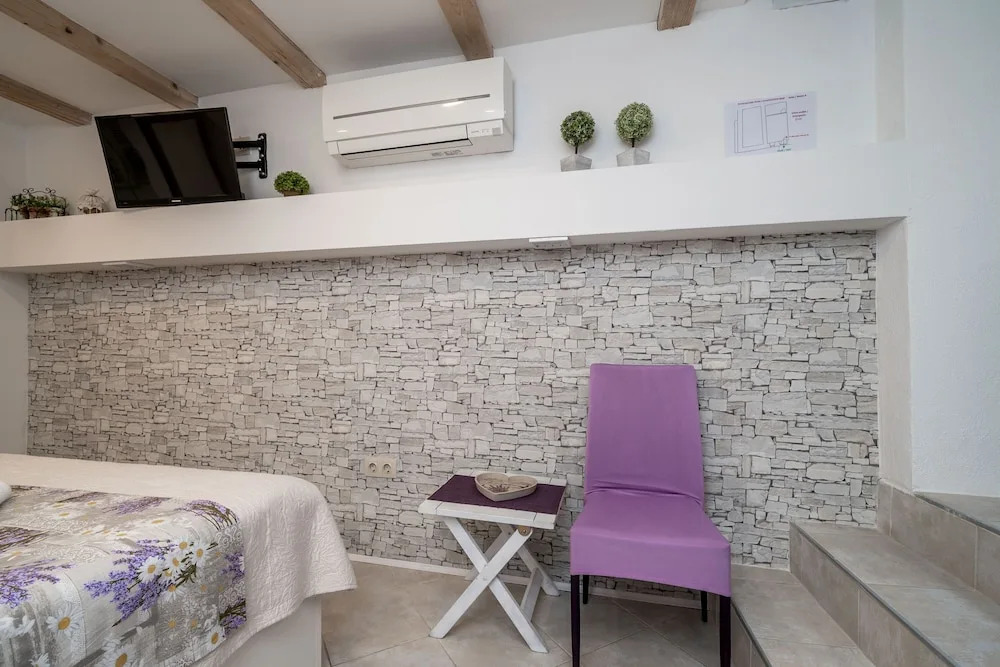 Lavender Room