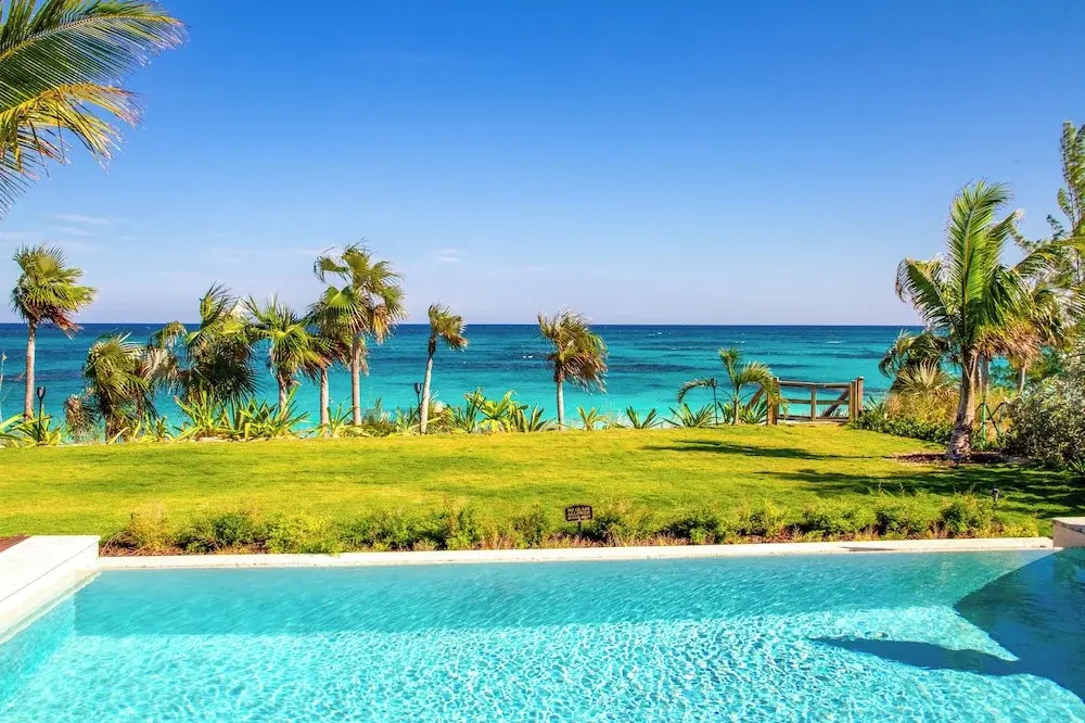 Wild Orchid Hideaway: Lux Beachfront Sanctuary