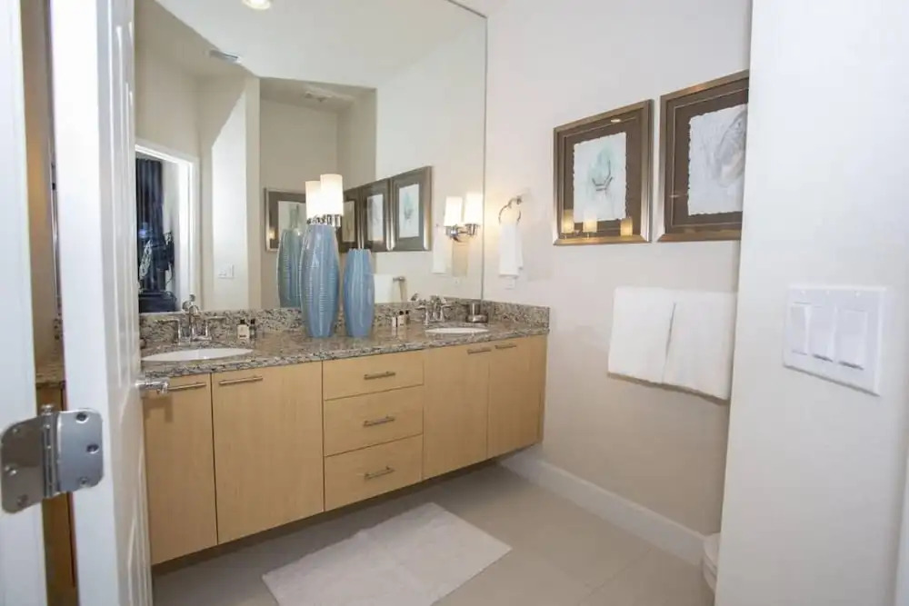 Charming Cozy Haven in Four Corners