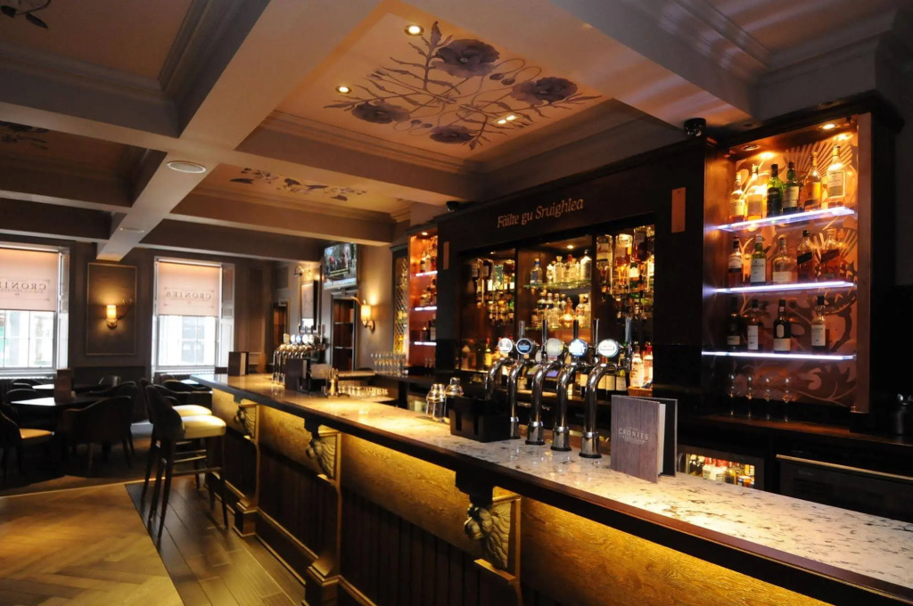 Golden Lion Hotel