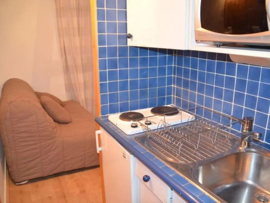 Appartement Les Menuires, 1 pièce, 2 personnes - FR-1-452-160