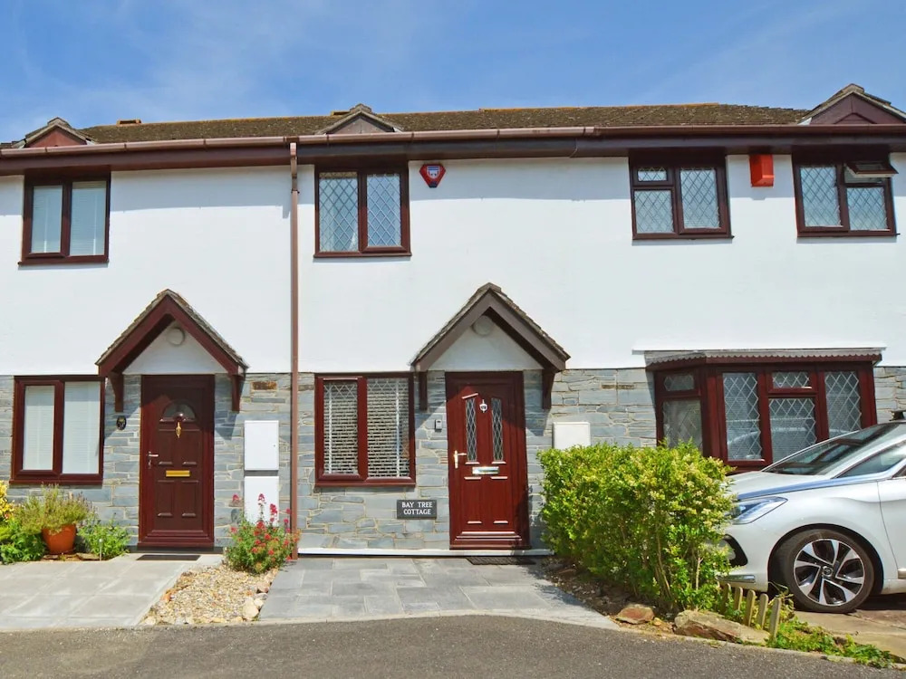 Modern Holiday Home in Padstow With Private Garden