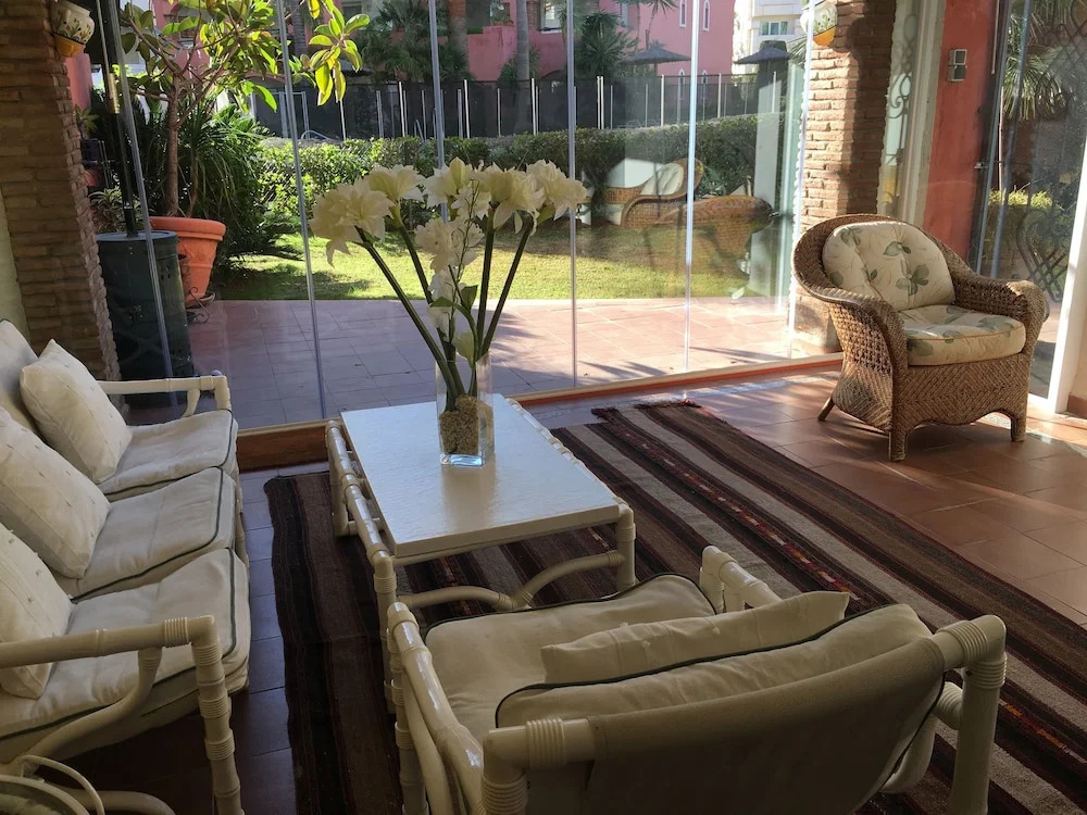 Apartment near Puente Romano