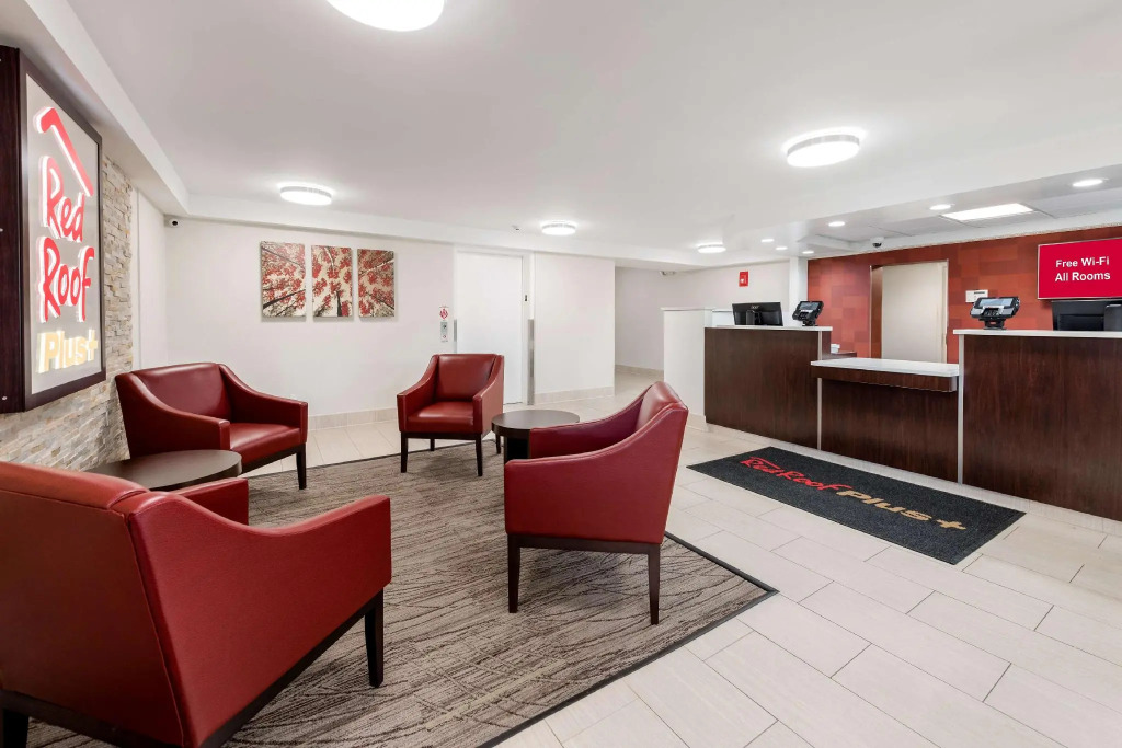 Red Roof Inn PLUS+ Columbus - Worthington