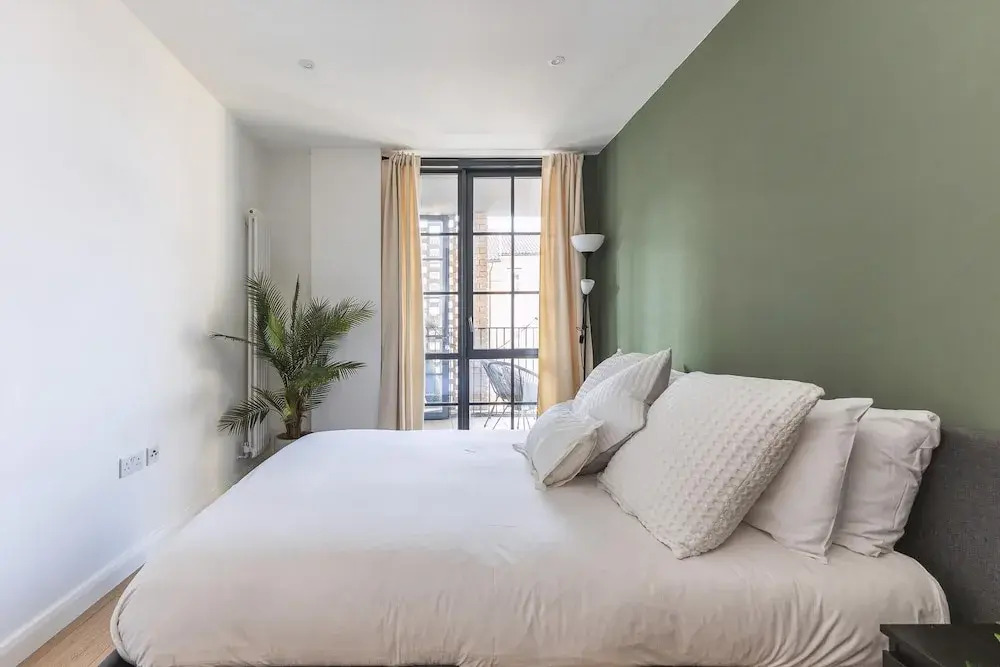 Stylish Hackney Wick Apartment With Terrace
