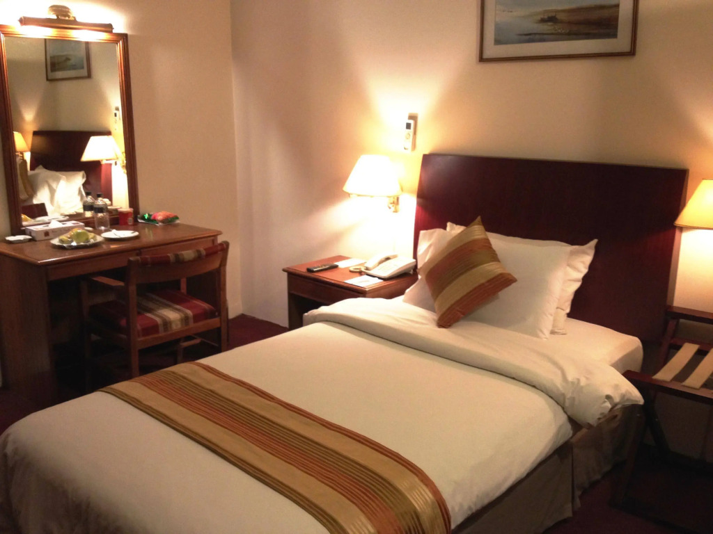 Hotel De Castle Ltd