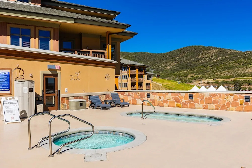 Sun Dialed-In Deluxe - Canyons Village Center