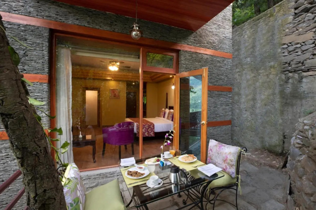 Regenta Inn by Riverside Manali